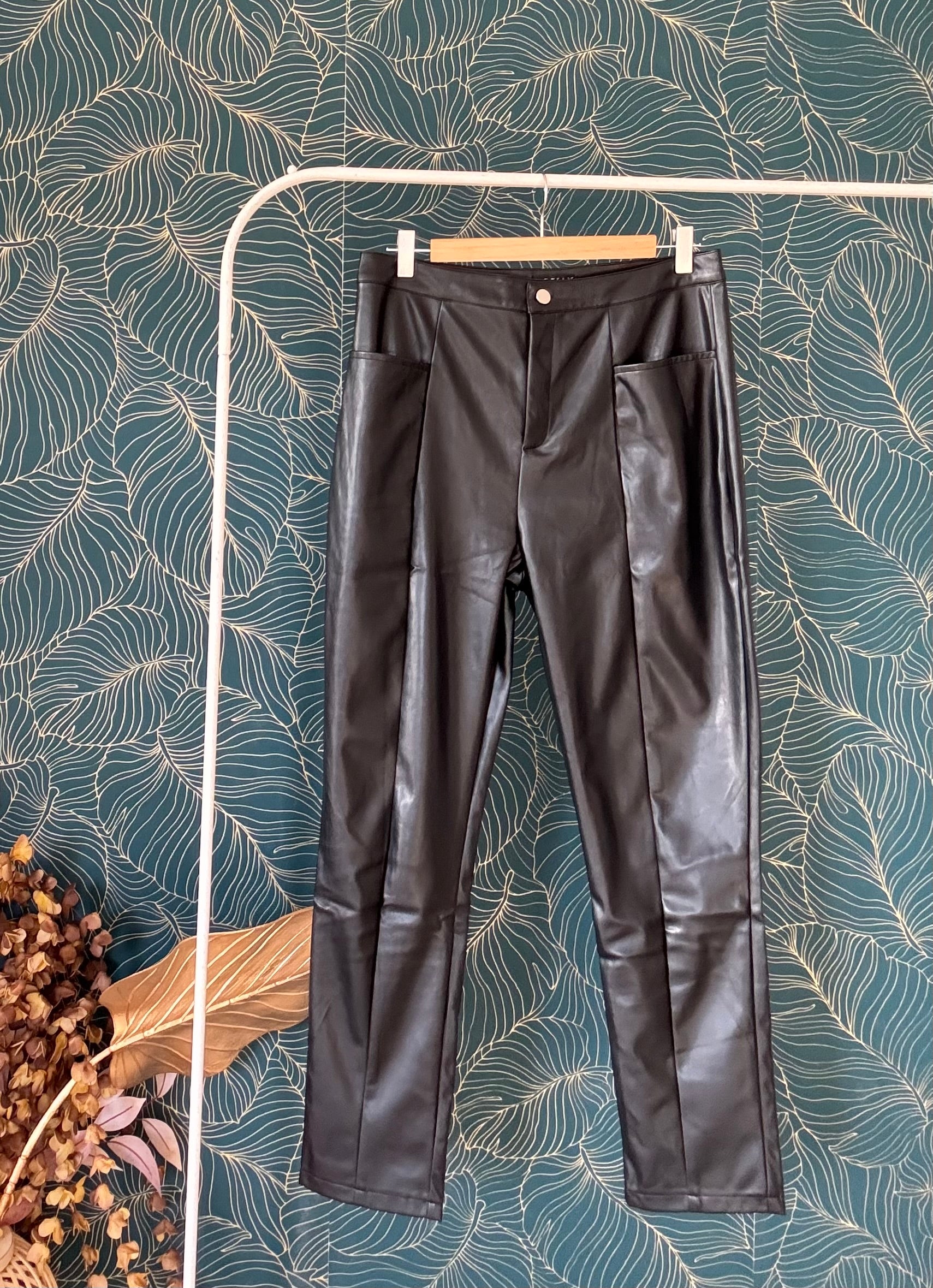 Pantaloni felpati in ecopelle Skin