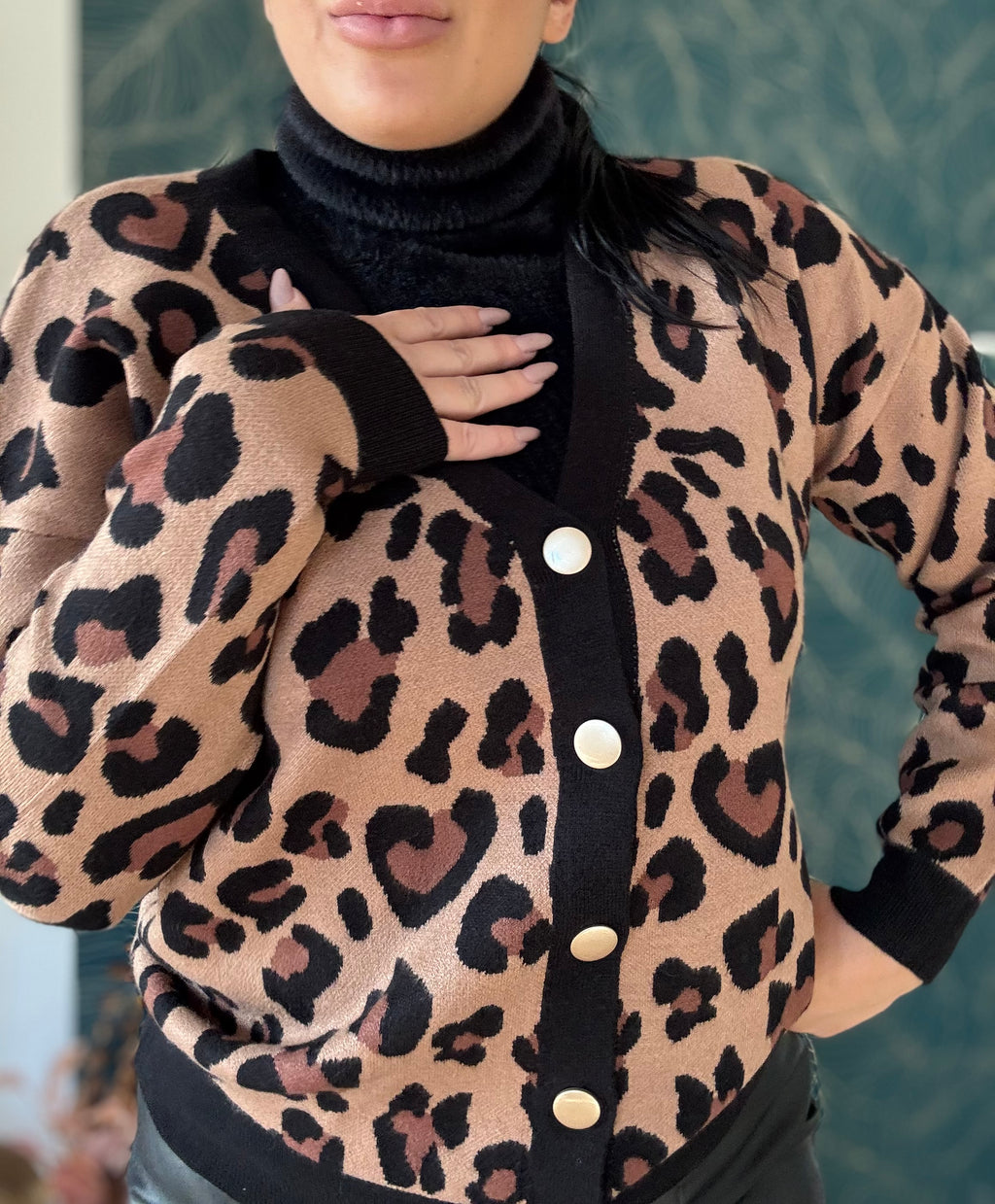 Leo Cardigan Tu