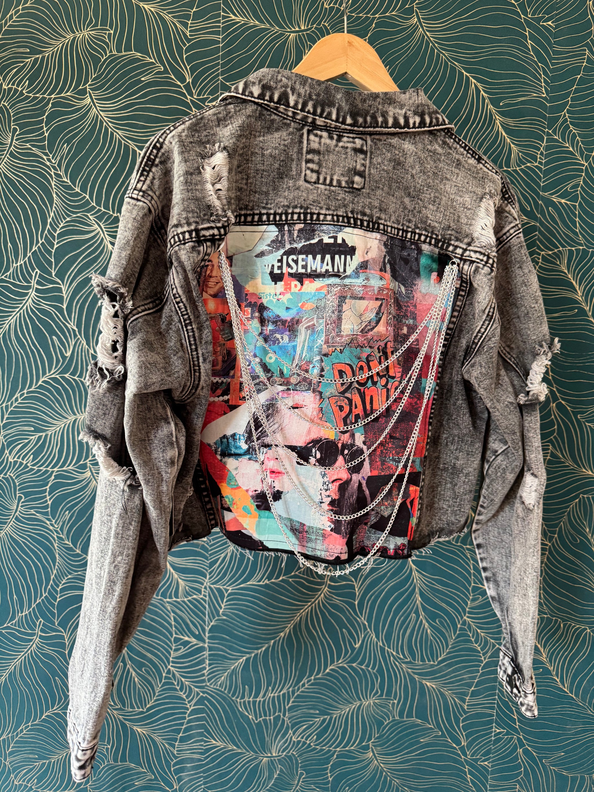 Crop Denim Jacket Chain Lora